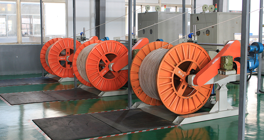 新能源线缆车间